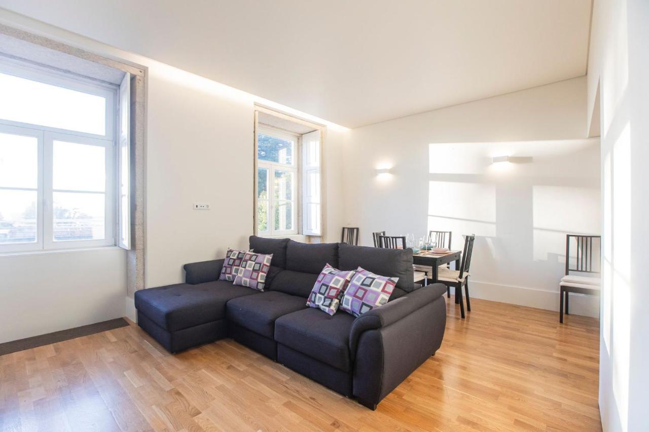 Modern 2Br Duplex Downtown By Art District By Lovelystay Porto Buitenkant foto